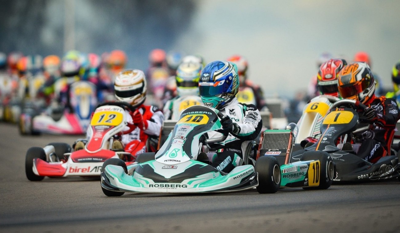 Катание на картингах для компании