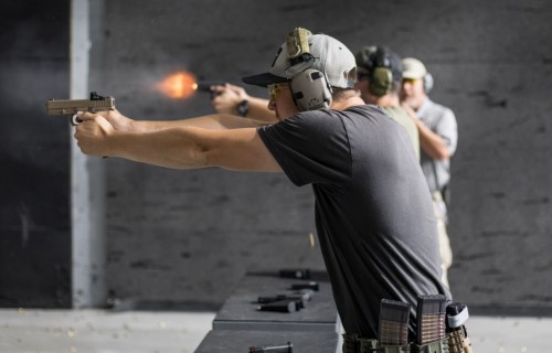 Фото, Майстер-клас стрільби з пістолета для двох