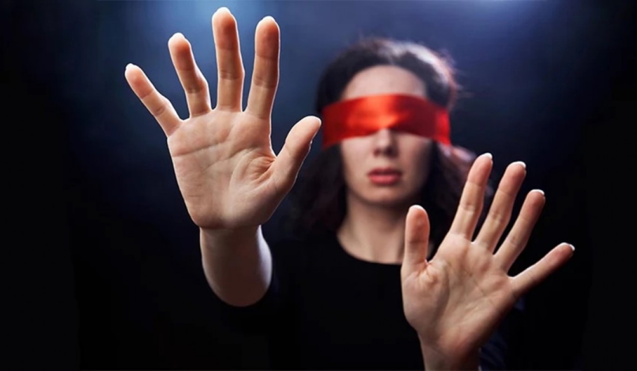 Тренінг із заплющеними очима