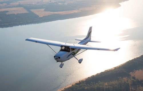 Фото, Полет на самолете Cessna 172 с Киева в Межгорье для двоих