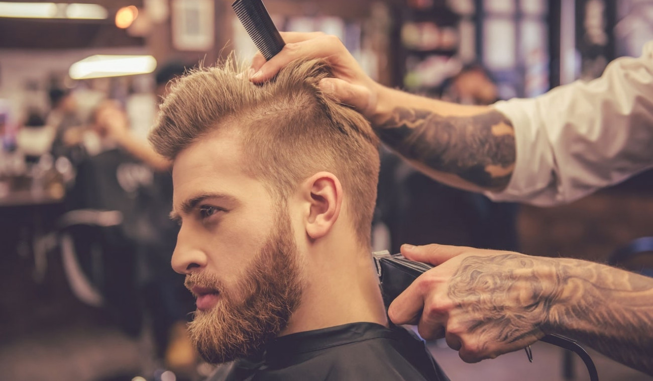 Стильная мужская стрижка и моделирование бороды