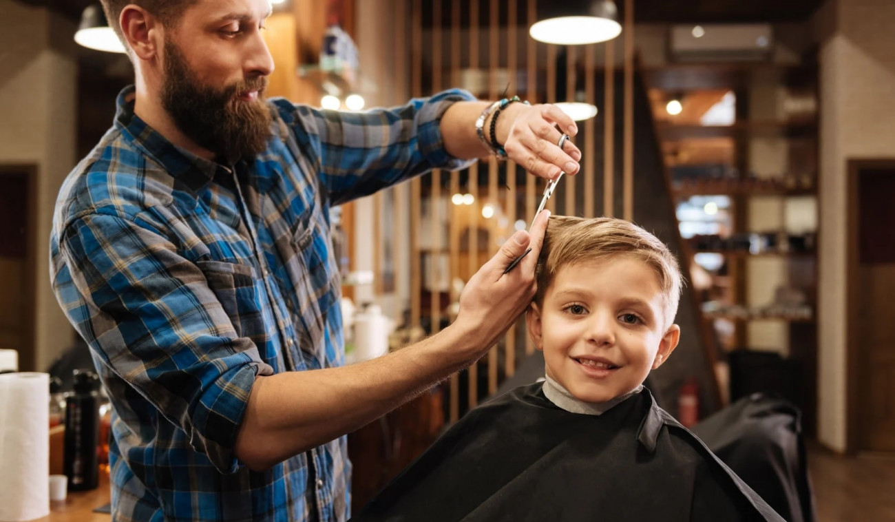 Детская стрижка в барбершопе