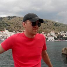 Максим Агапов